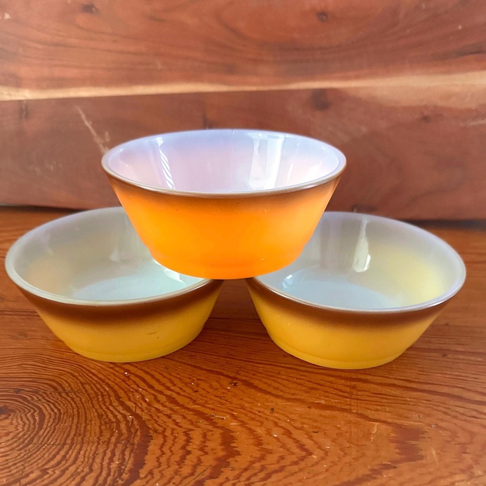 Fire-King Dessert Bowls Anchor Hocking Orange Yellow Set of 3 Excellent Vintage